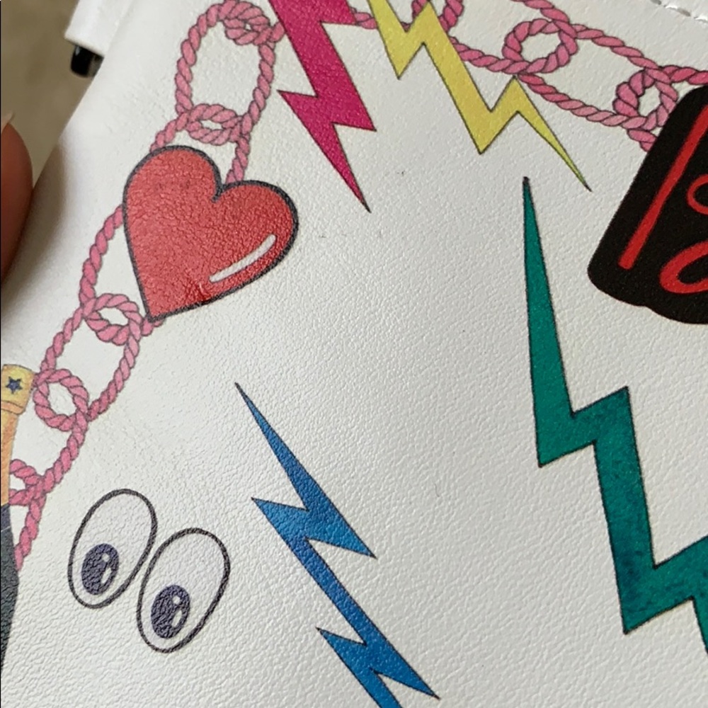 Emm Kuo Girl Gang Power White Clutch Wristlet - Picture 4 of 15